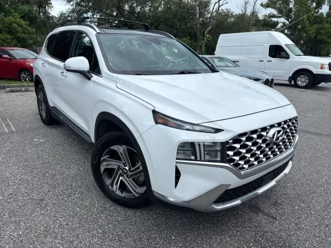More photos of 2023 Hyundai Santa Fe SEL W/PREMIUM PACKAGE LTHR. PANO. at Evo Motors, FL