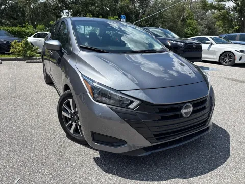 More photos of 2025 Nissan Versa SV at Evo Motors, FL
