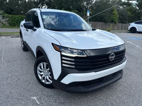More photos of 2025 Nissan Kicks S at Evo Motors, FL