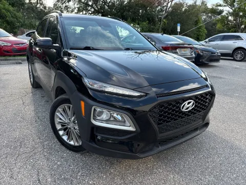 More photos of 2021 Hyundai Kona SEL at Evo Motors, FL
