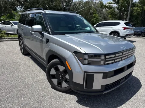 More photos of 2025 Hyundai Santa Fe Hybrid SEL at Evo Motors, FL