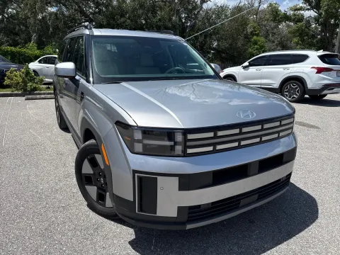More photos of 2025 Hyundai Santa Fe Hybrid SEL at Evo Motors, FL