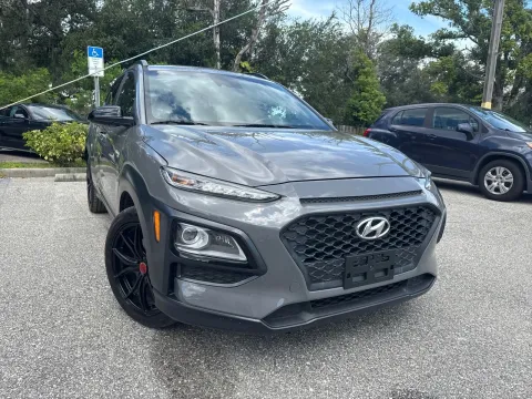 More photos of 2021 Hyundai Kona NIGHT at Evo Motors, FL