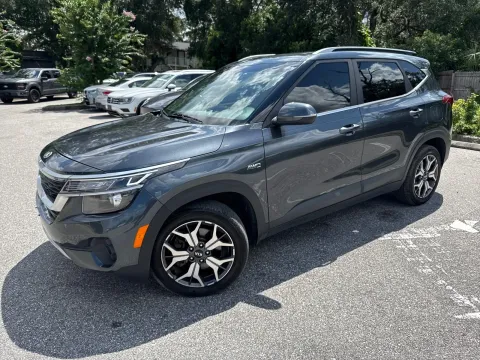 Another view of 2021 Kia Seltos EX for sale in Seffner, FL at Evo Motors