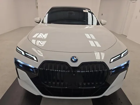 Another view of 2024 BMW i7 xDrive60 * M SPORT PKG * PREM PKG * for sale in Seffner, FL at Evo Motors