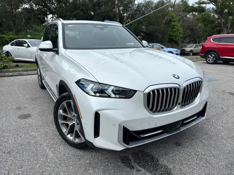 More photos of 2024 BMW X5 sDrive40i w/PREMIUM PKG. PANO SUNR. HARMON KARDON at Evo Motors, FL