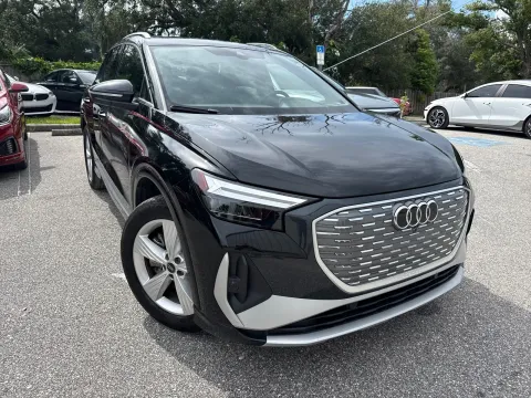 More photos of 2024 Audi Q4 e-tron Premium Plus 55 W/Convenience Package at Evo Motors, FL