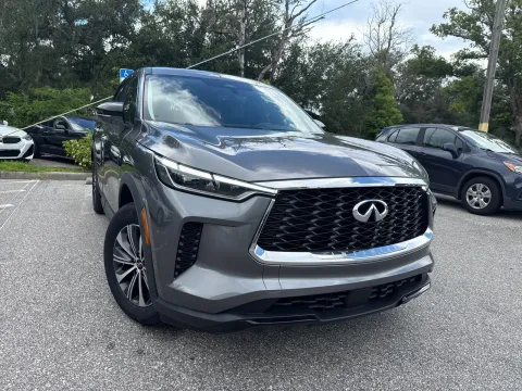 More photos of 2023 INFINITI QX60 PURE at Evo Motors, FL