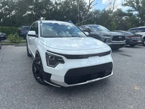More photos of 2023 Kia Niro EV Wind at Evo Motors, FL