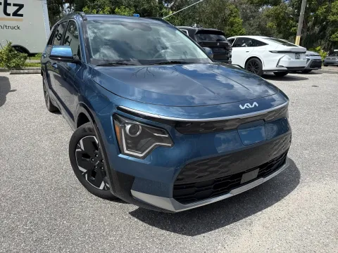 More photos of 2023 Kia Niro EV Wind at Evo Motors, FL