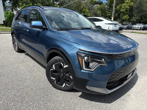 More photos of 2023 Kia Niro EV Wind at Evo Motors, FL