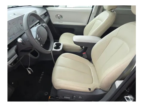 More photos of 2024 Hyundai IONIQ 5 SE AWD W/LEATHER at Evo Motors, FL