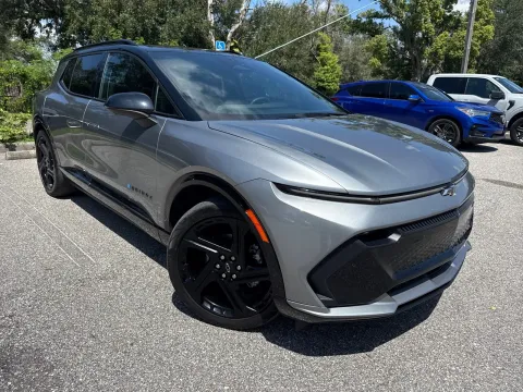 More photos of 2024 Chevrolet Equinox EV RS at Evo Motors, FL