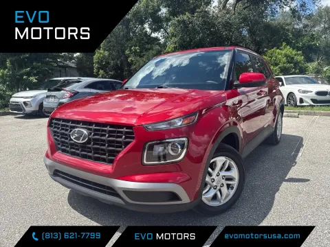 Red 2022 Hyundai Venue SE for sale in Seffner, FL
