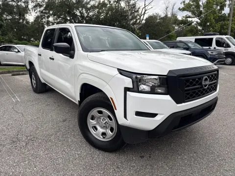 More photos of 2024 Nissan Frontier S Crew Cab W/TECHNOLOGY PKG. at Evo Motors, FL