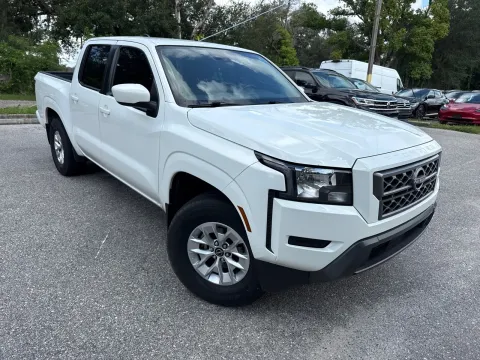 More photos of 2024 Nissan Frontier SV Crew Cab Medium Bed at Evo Motors, FL
