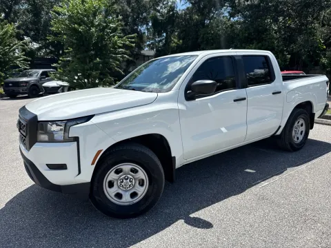 Another view of 2024 Nissan Frontier S Crew Cab w/TECHNOLOGY PACKAGE for sale in Seffner, FL at Evo Motors