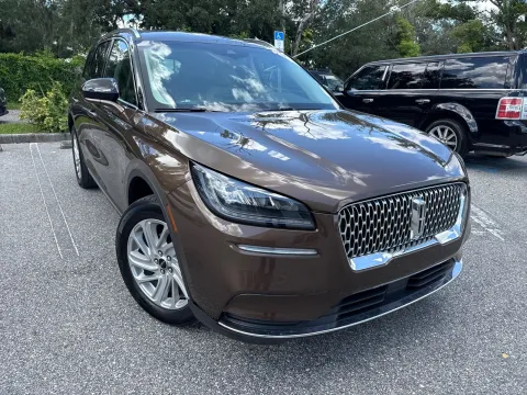 More photos of 2022 Lincoln Corsair Standard at Evo Motors, FL