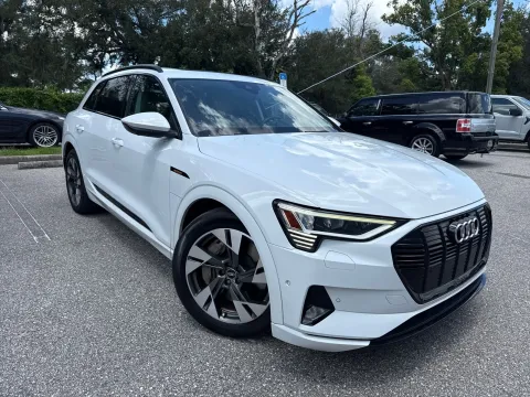 More photos of 2021 Audi e-tron Premium AWD W/CONVENIENCE PLUS PACKAGE at Evo Motors, FL
