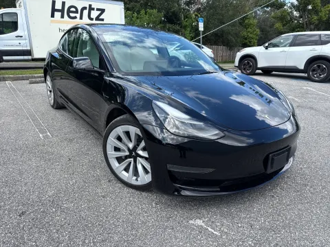 More photos of 2023 Tesla Model 3 at Evo Motors, FL