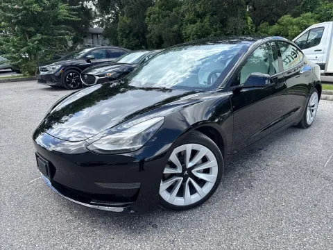Photos of 2023 Tesla Model 3 for sale in Seffner, FL at Evo Motors