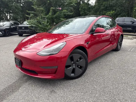 Photos of 2023 Tesla Model 3 Standard Range for sale in Seffner, FL at Evo Motors