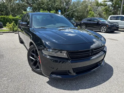 More photos of 2022 Dodge Charger SXT at Evo Motors, FL