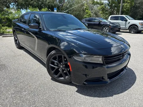 More photos of 2022 Dodge Charger SXT at Evo Motors, FL