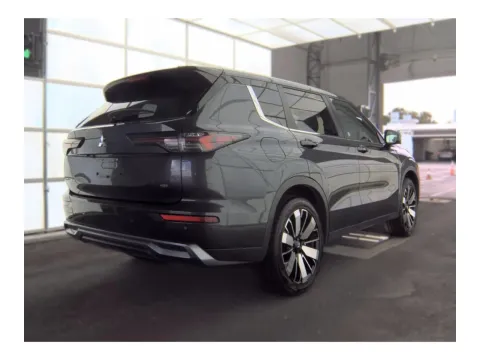 Another view of 2025 Mitsubishi Outlander Trail Edition 4WD w/3ROW LTHR. for sale in Seffner, FL at Evo Motors