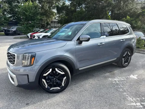 Another view of 2025 Kia Telluride S for sale in Seffner, FL at Evo Motors