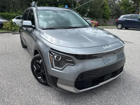 More photos of 2024 Kia Niro EV Wind PRESERVE PACKAGE at Evo Motors, FL