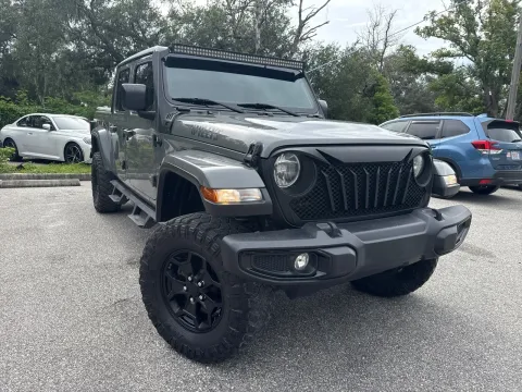 More photos of 2021 Jeep Gladiator Willys 4x4 at Evo Motors, FL