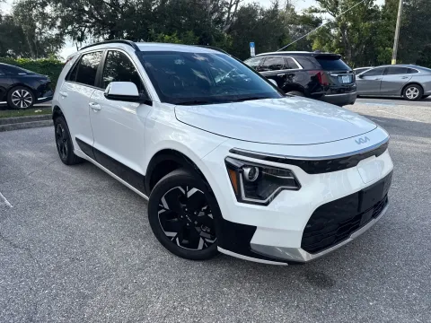More photos of 2023 Kia Niro EV Wind at Evo Motors, FL