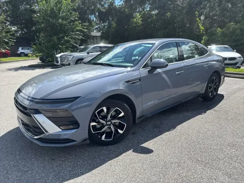 More photos of 2025 Hyundai Sonata SEL at Evo Motors, FL