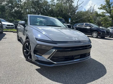 More photos of 2025 Hyundai Sonata SEL at Evo Motors, FL