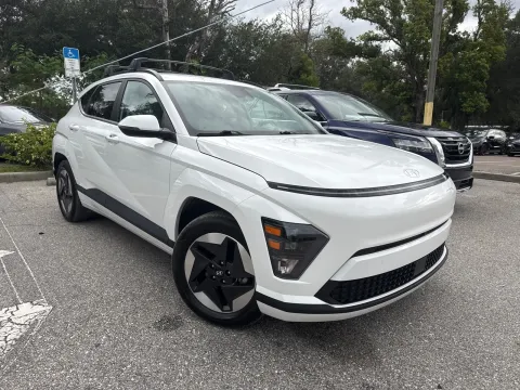 More photos of 2024 Hyundai Kona Electric SEL at Evo Motors, FL