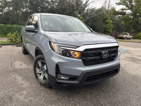 More photos of 2026 Honda Ridgeline RTL Crew Cab AWD V6 * LTHR & SUNR * at Evo Motors, FL