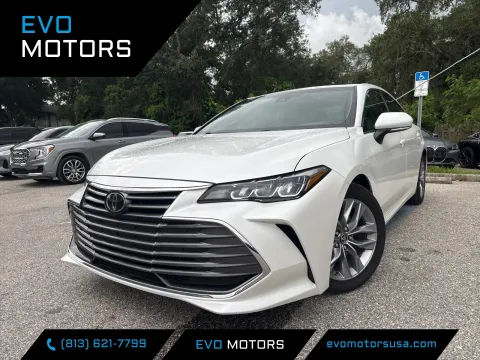 White 2019 Toyota Avalon XLE V6 for sale in Seffner, FL