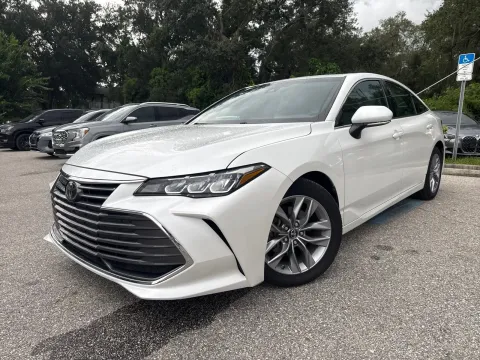 Photos of 2019 Toyota Avalon XLE V6 for sale in Seffner, FL at Evo Motors