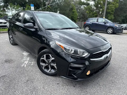More photos of 2021 Kia Forte LXS at Evo Motors, FL