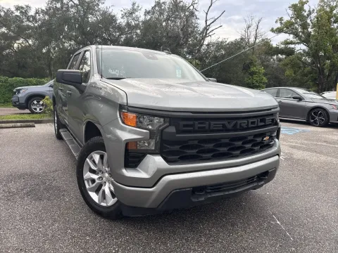 More photos of 2023 Chevrolet Silverado 1500 Custom Crew Cab Short Bed 1CX at Evo Motors, FL
