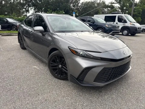 More photos of 2025 Toyota Camry SE at Evo Motors, FL