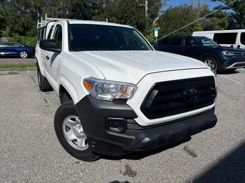 More photos of 2022 Toyota Tacoma SR Extended Cab Long Bed w/Rear Doors at Evo Motors, FL