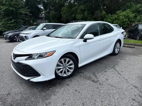 Another view of 2020 Toyota Camry LE for sale in Seffner, FL at Evo Motors