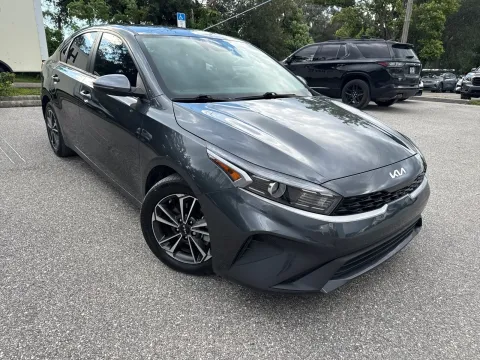 More photos of 2024 Kia Forte LXS at Evo Motors, FL