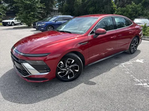 Another view of 2025 Hyundai Sonata SEL for sale in Seffner, FL at Evo Motors