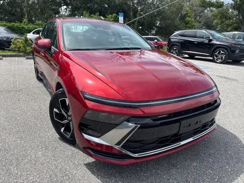 More photos of 2025 Hyundai Sonata SEL at Evo Motors, FL