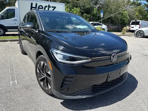 More photos of 2022 Volkswagen ID.4 Pro S at Evo Motors, FL