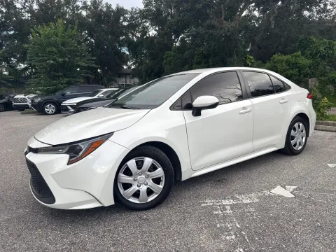 More photos of 2020 Toyota Corolla LE at Evo Motors, FL