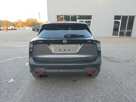 More photos of 2025 Nissan Kicks S at Evo Motors, FL